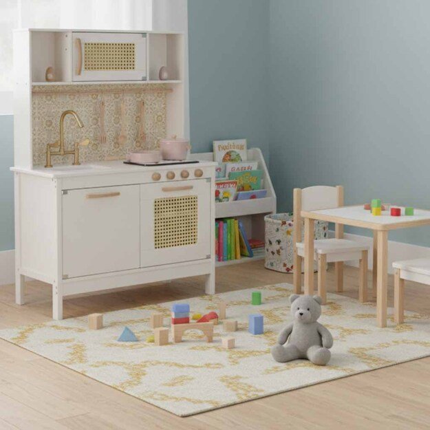 Vaikiška retro MDF medinė virtuvė su BOHO aksesuarais