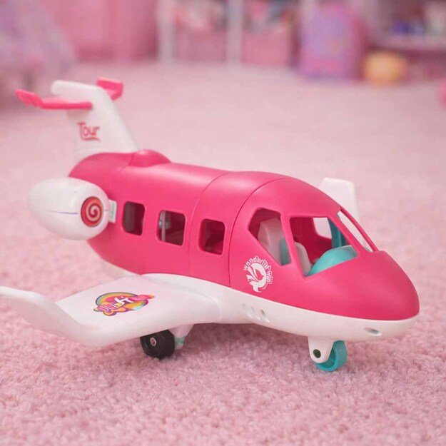 Sulankstomos lėlės lėktuvo stiuardesės reikmenys