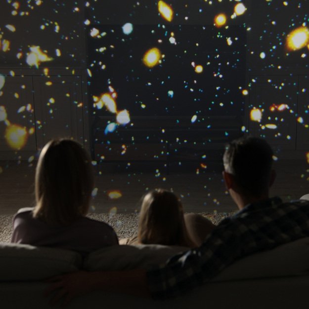 Dangaus žvaigždžių projektorius LED naktinė &scaron;viesa USB planetariumas planetos 12 diskų 360&deg; laikmatis