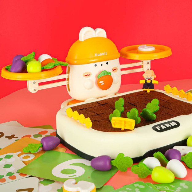 &Scaron;eimos stalo žaidimas vaikams  Morkų laukas