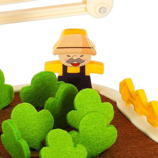 &Scaron;eimos stalo žaidimas vaikams  Morkų laukas