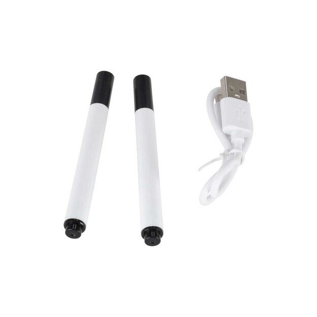 Interaktyvus mokomasis robotas-žaislas, mokantis pie&scaron;ti flomasteriais mėlynos spalvos