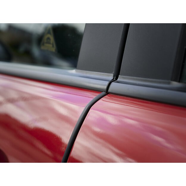 Automobilio durelių krašto bamperio profilis 10 m juodas