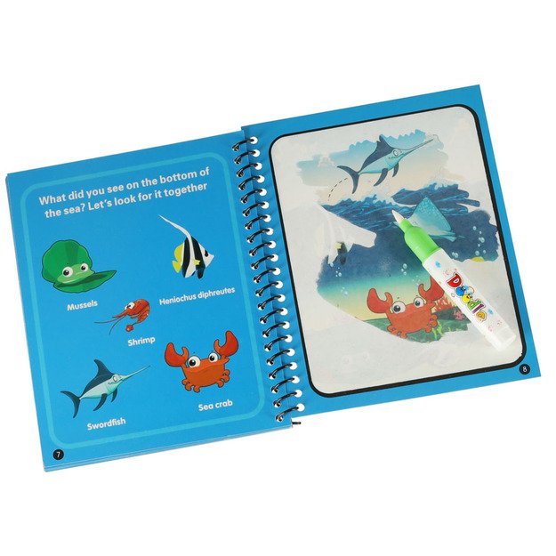 Vandens knyga su žymekliu jūros gyvūnai mėlyna